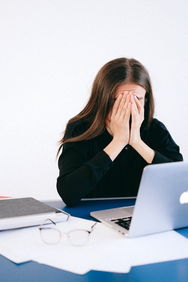 How Parents Can Help Seniors Deal With College Rejection_college bound academy